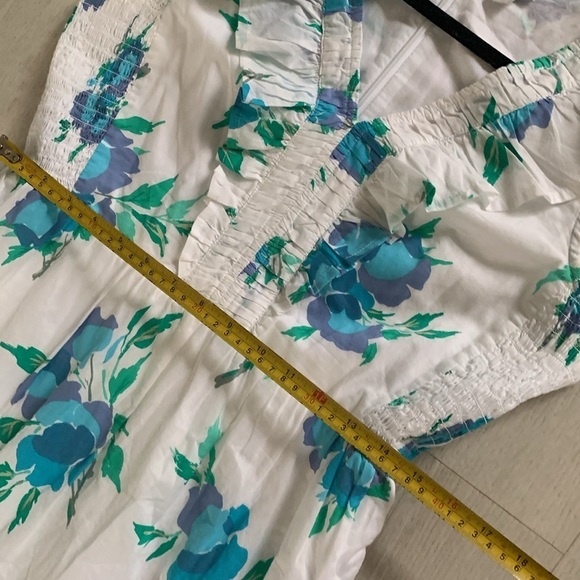 J. Crew Factory Printed V-neck smocked midi dress size 6 white blue pockets - Picture 14 of 15